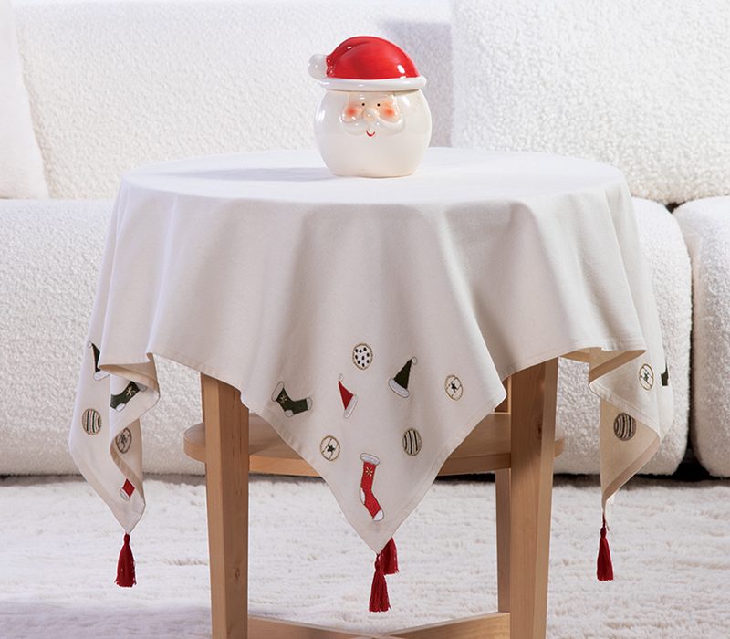 NEF-NEF ΧΡΙΣΤΟΥΓΕΝΝΙΑΤΙΚΟ ΤΡΑΠΕΖΟΜΑΝΤΗΛΟ CHRISTMAS IS ALL AROUND 100X100, 100% COTTON
